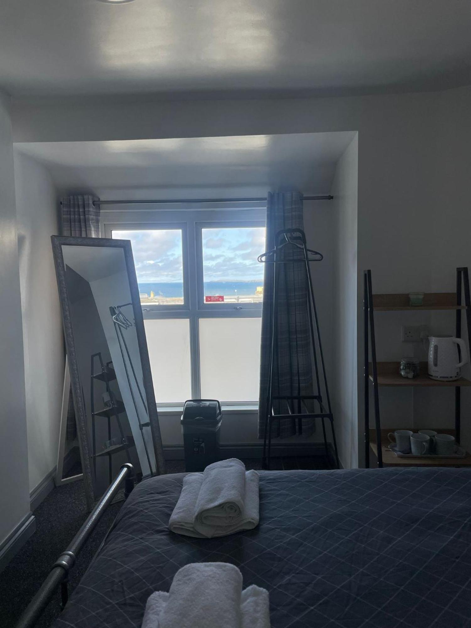 Shore Lodge New Quay Exterior foto