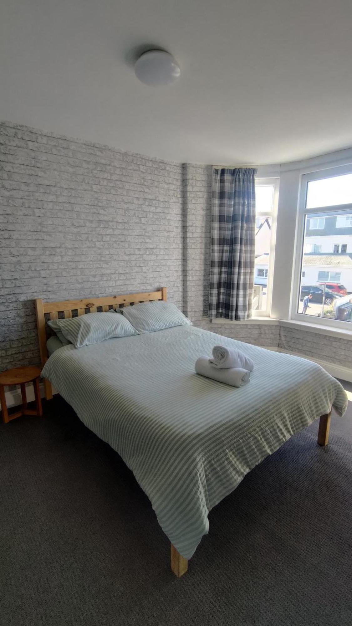 Shore Lodge New Quay Exterior foto